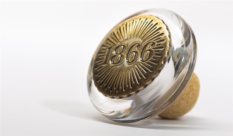 Torrent couronne l’unique Brandy 1866 avec un bouchon original et exclusif 8 | Grupo Torrent España Brandy 1866 00 GrupoTorrent 1 | Grupo Torrent España